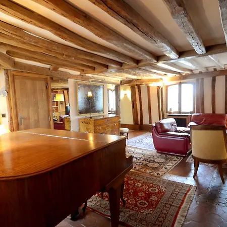 Apartment Louvre St Honore Paris